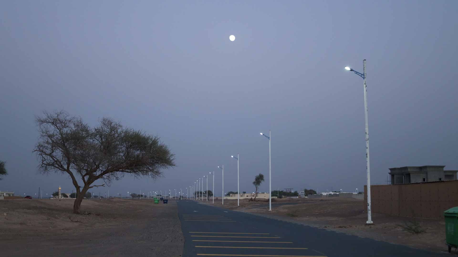 صورة بعنوان: كهرباء الشارقة تنجز عدداً من المشروعات التطويرية بالمنطقة الوسطى  