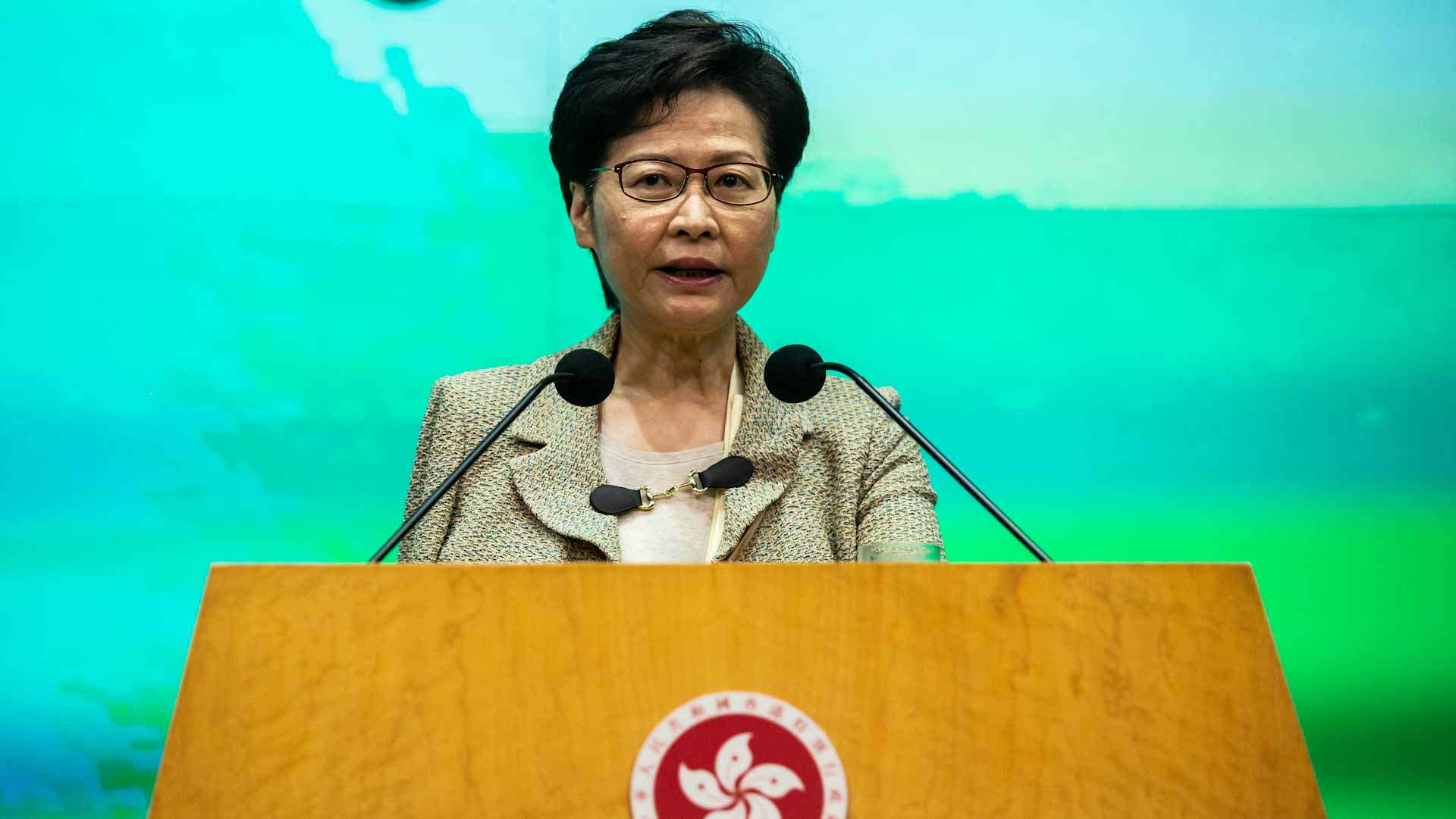 Image for the title: Hong Kong to further tighten Covid travel restrictions 