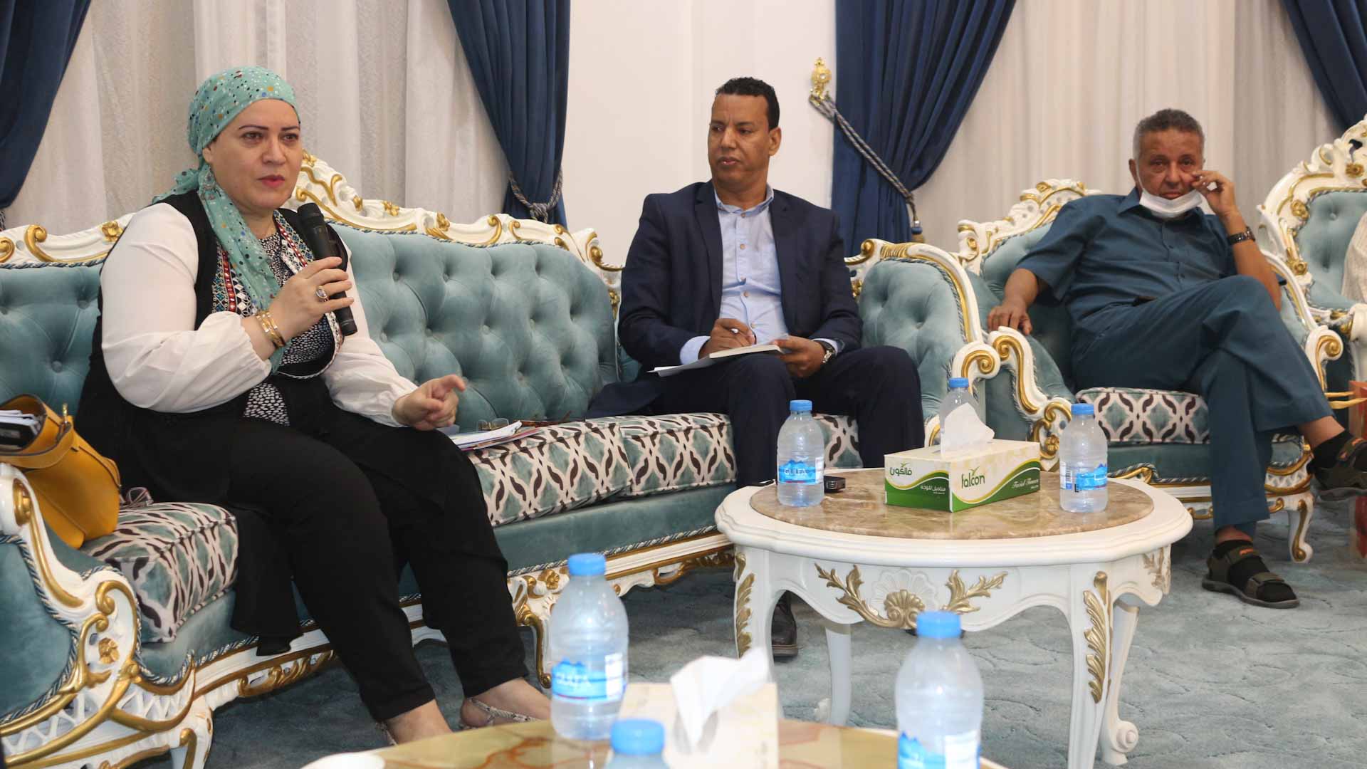 Image for the title: Arab Cultural Club in Sharjah discusses writing for children 