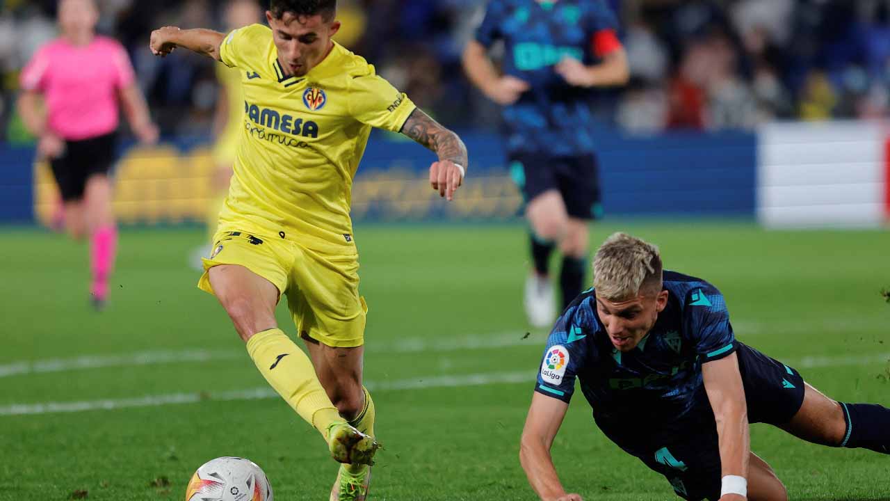 صورة بعنوان: فياريال يتعادل أمام قادش في الدوري الإسباني لكرة القدم      