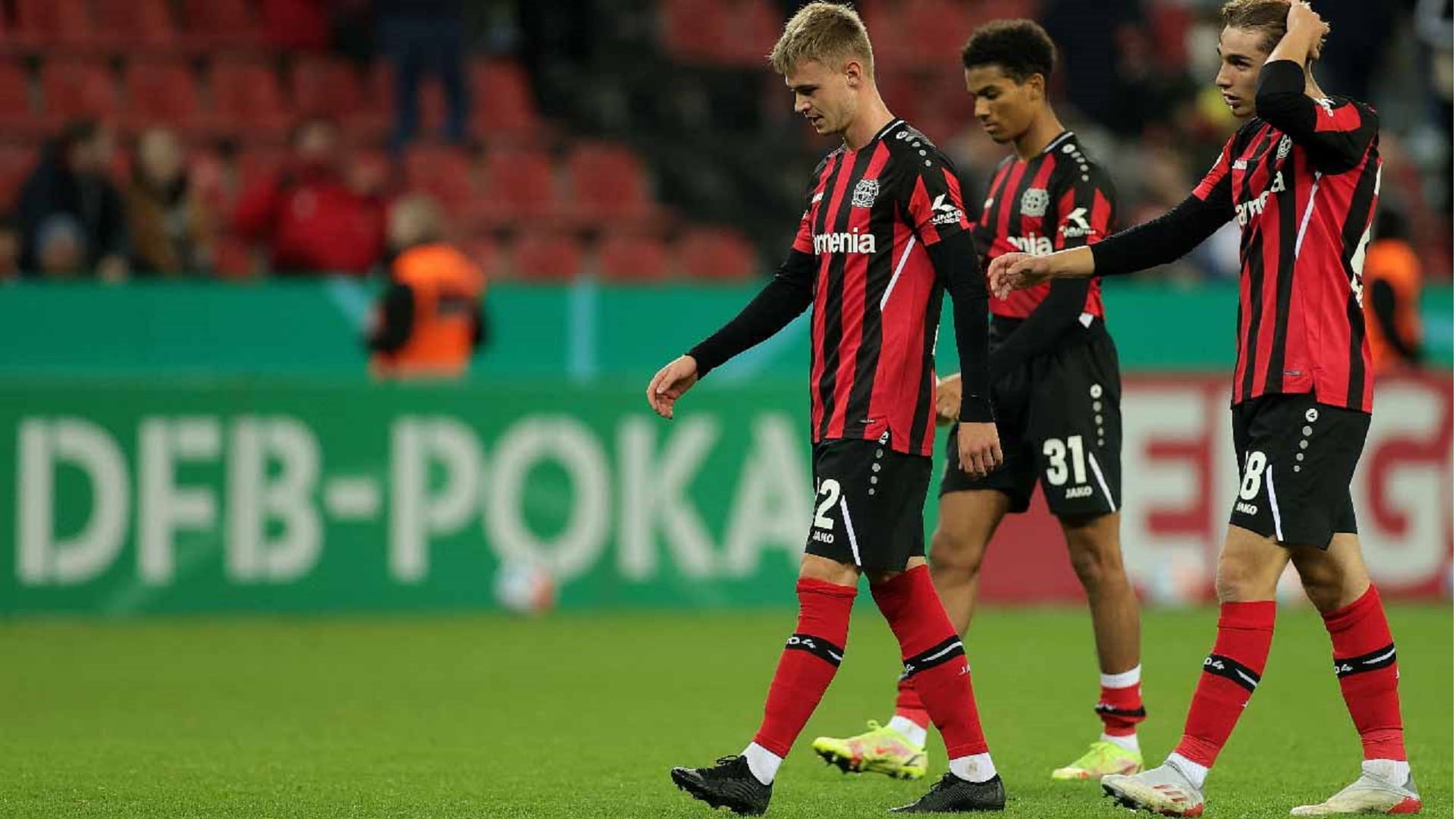 صورة بعنوان: باير ليفركوزن يودع بطولة كأس ألمانيا لكرة القدم  