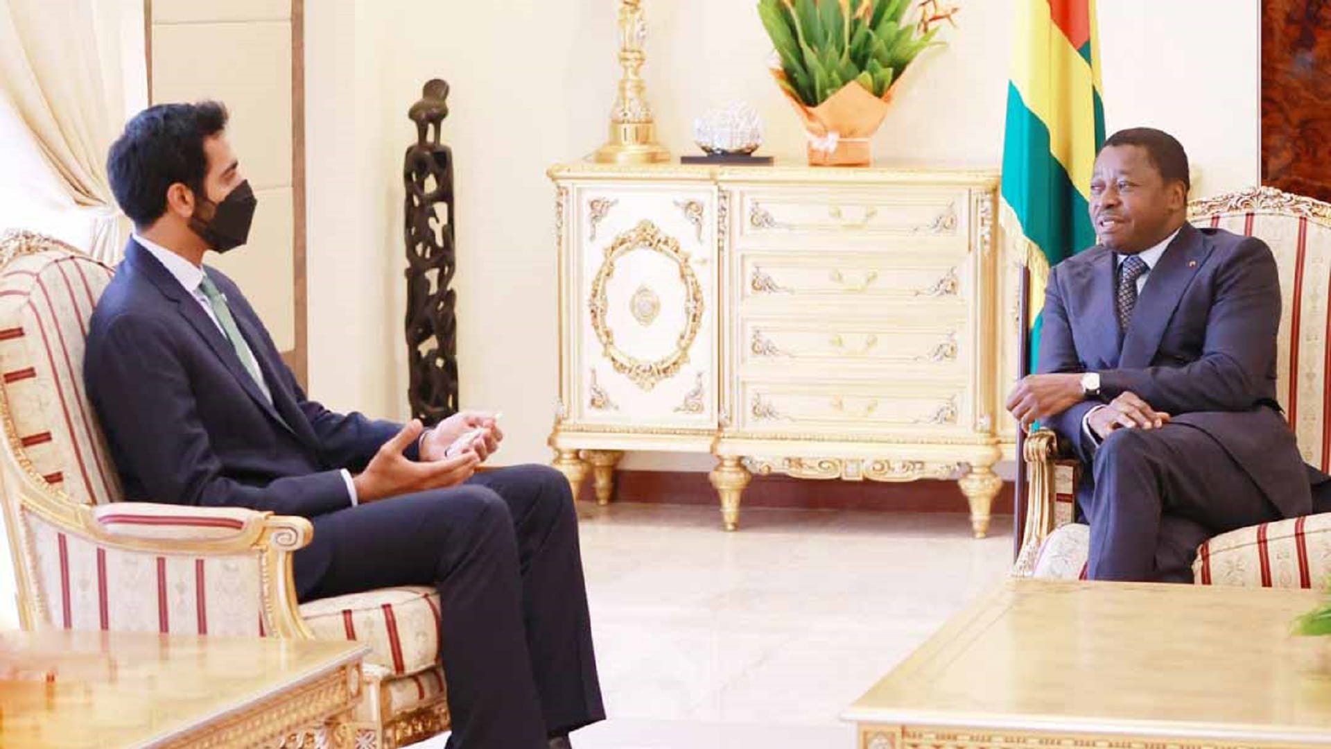 صورة بعنوان: شخبوط بن نهيان يبحث ورئيس توغو سبل تعزيز التعاون  