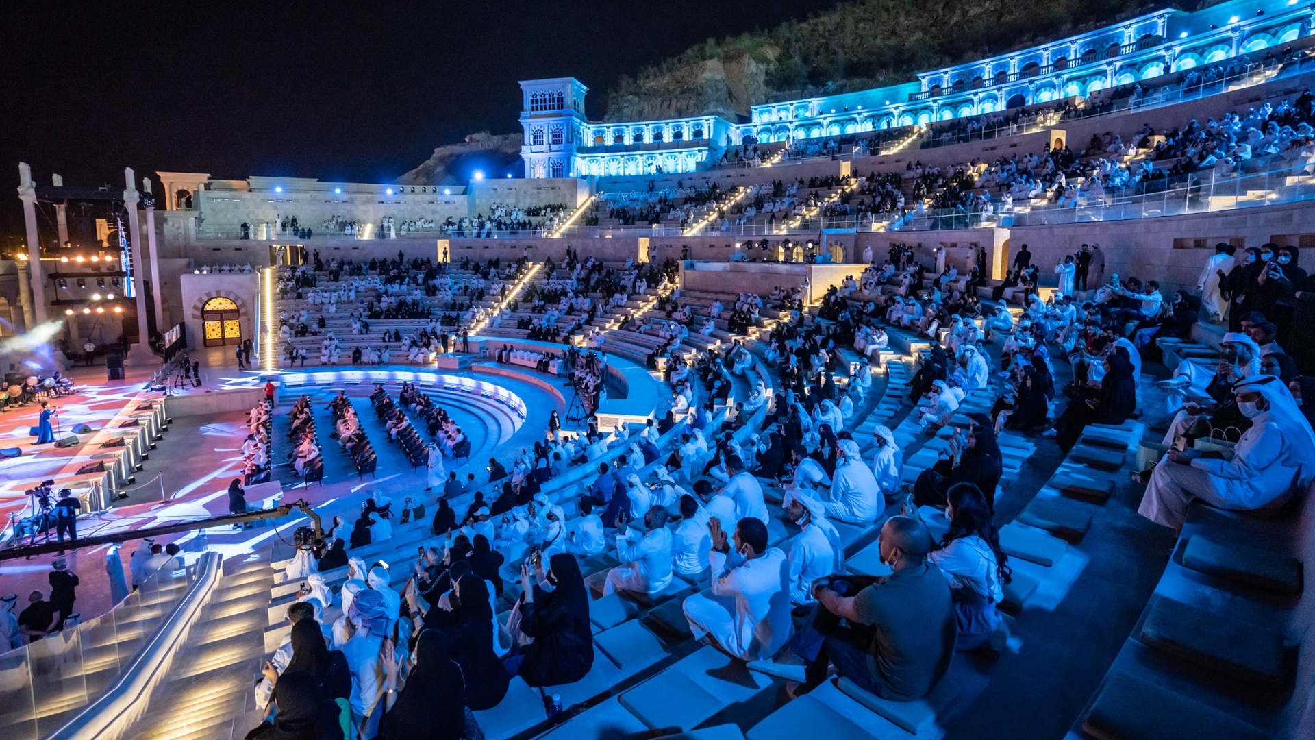 Image for the title: Assala, Al Ruwaished light up Khorfakkan Amphitheatre 