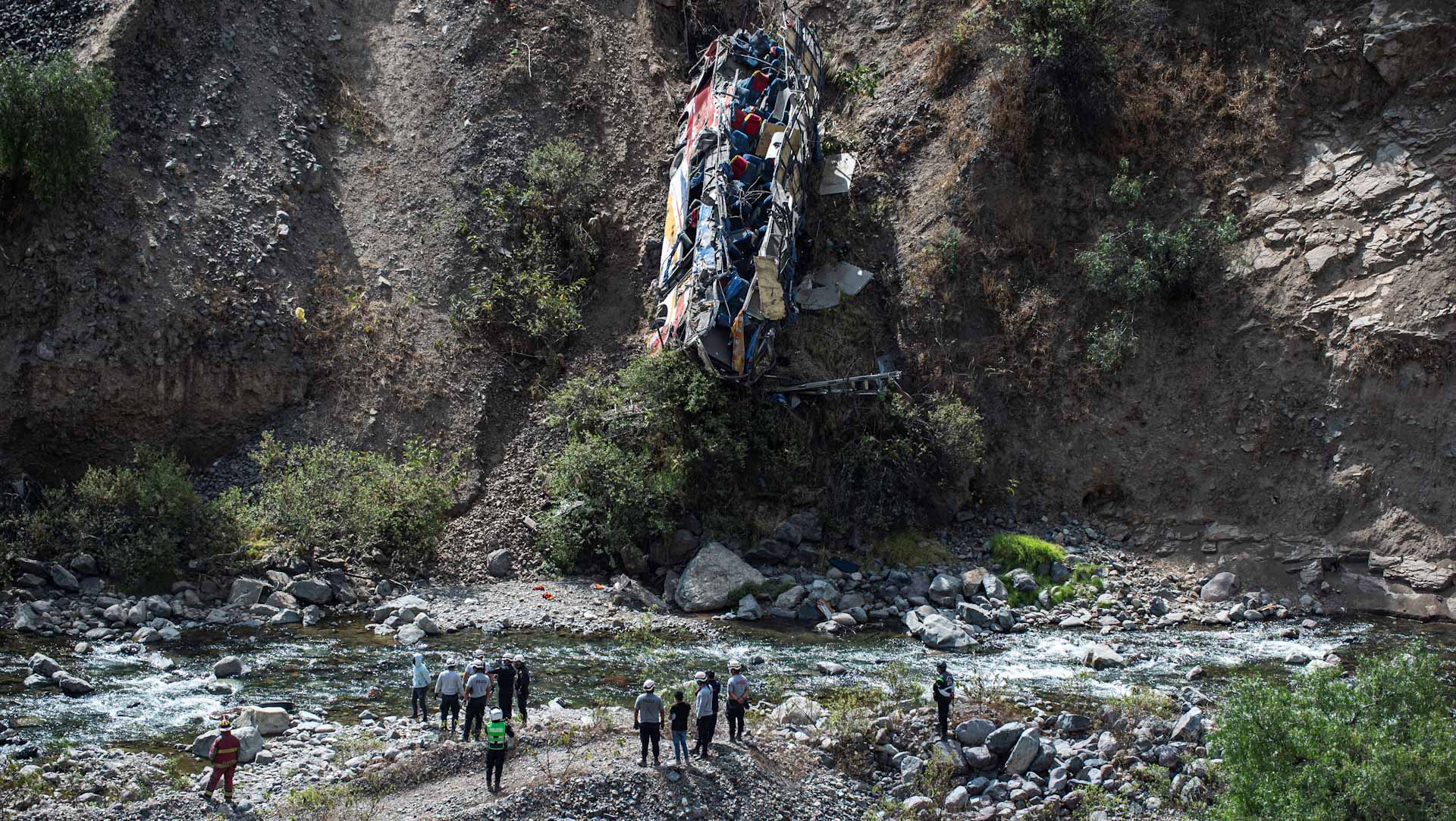 Image for the title: Thirty-two die as bus plunges off cliff in Peru 