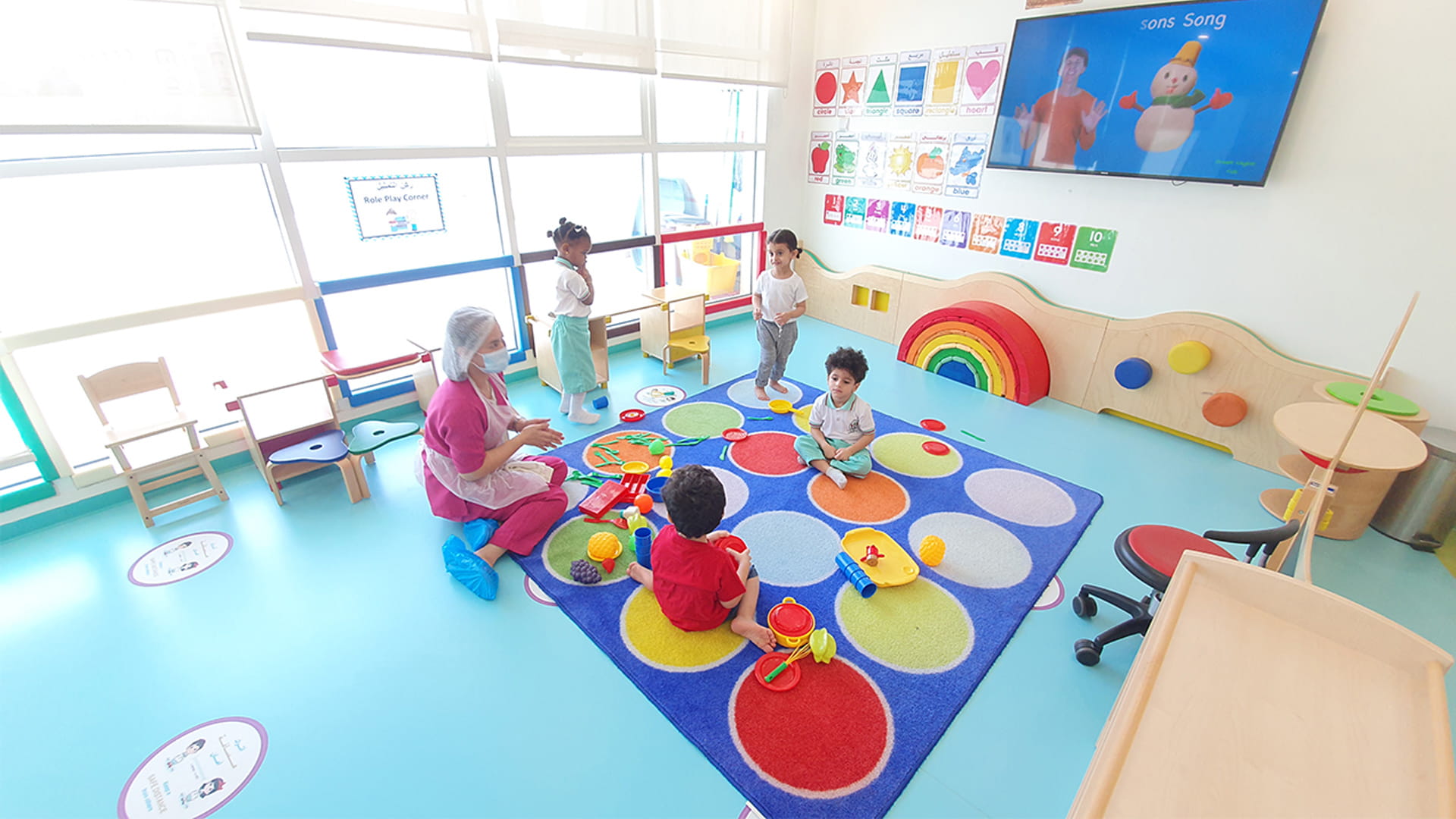 Image for the title: Sharjah Government nurseries enroll new children soon 
