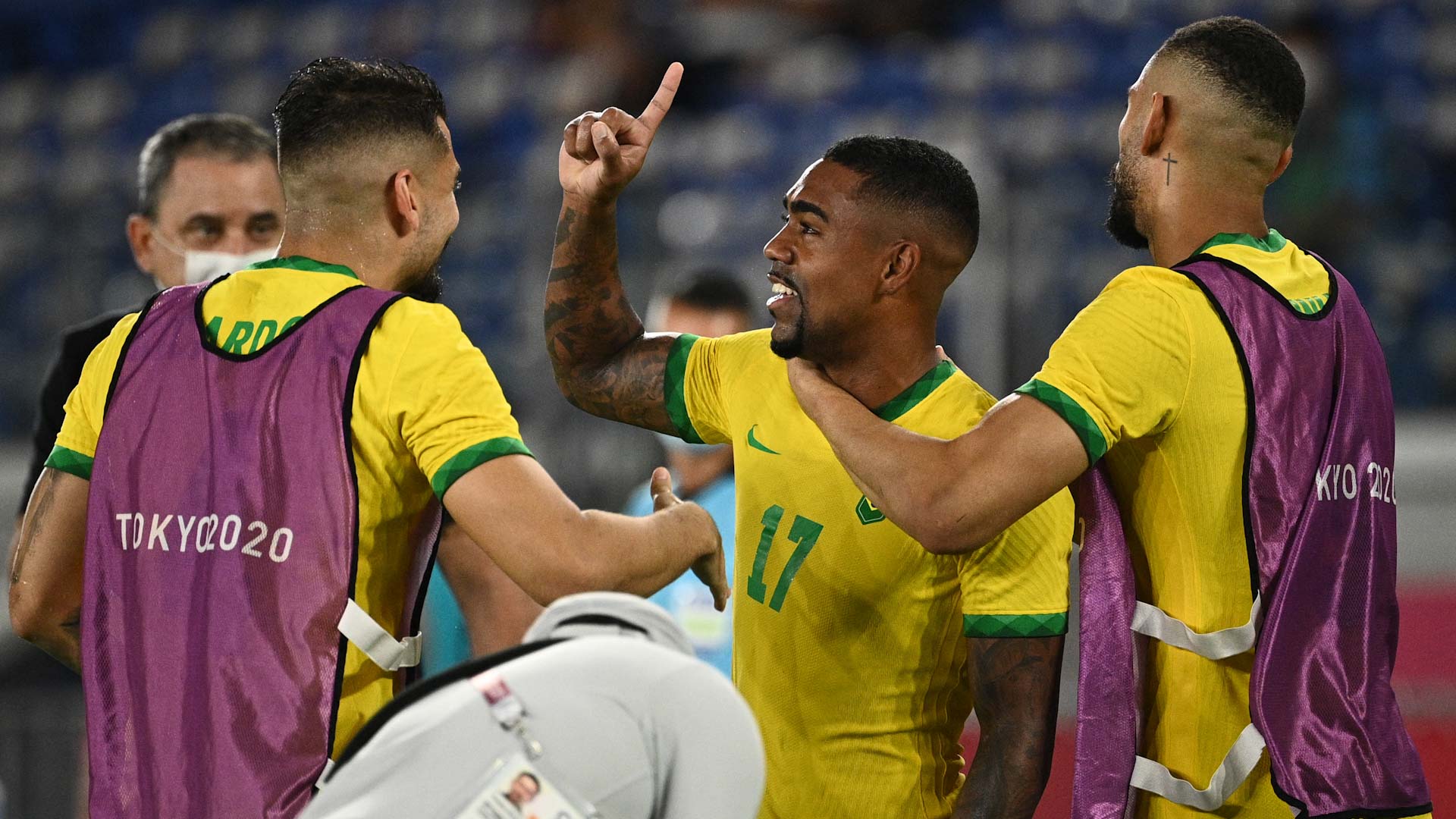 صورة بعنوان: منتخب البرازيل يعيد مالكوم وكلاودينيو إلى روسيا  