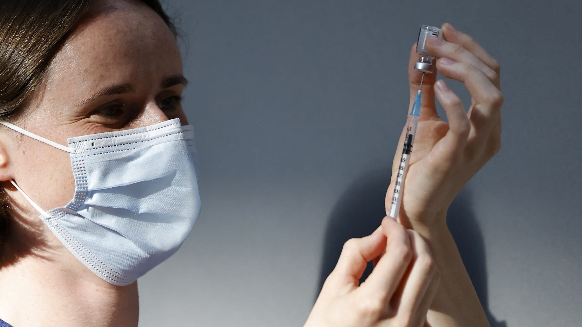 Image for the title: Britain's COVID-19 cases up by 2.4% over past week 