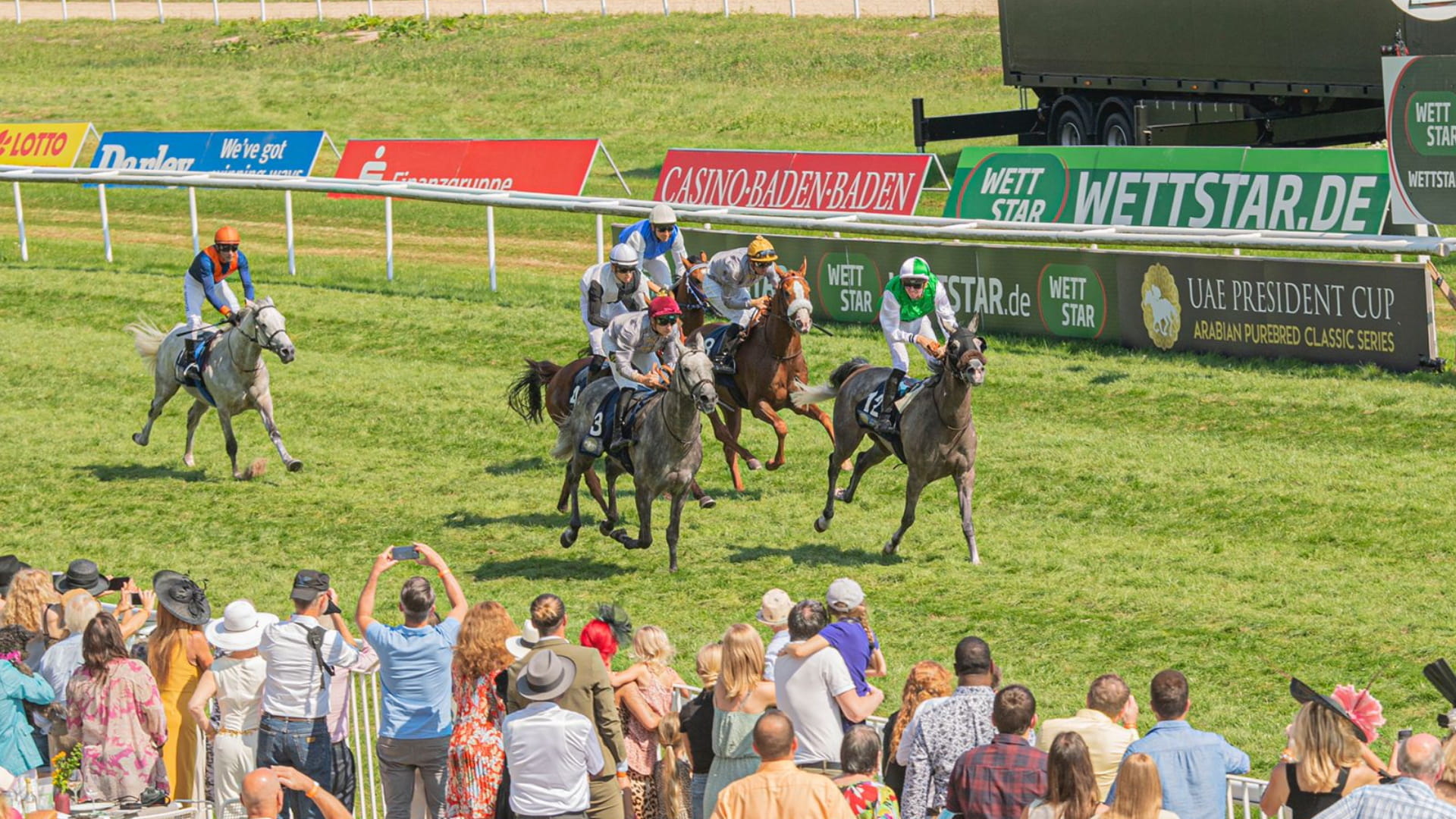 صورة بعنوان: بطولة كأس رئيس الدولة للخيول العربية بألمانيا تتوج "لمت شمل" 