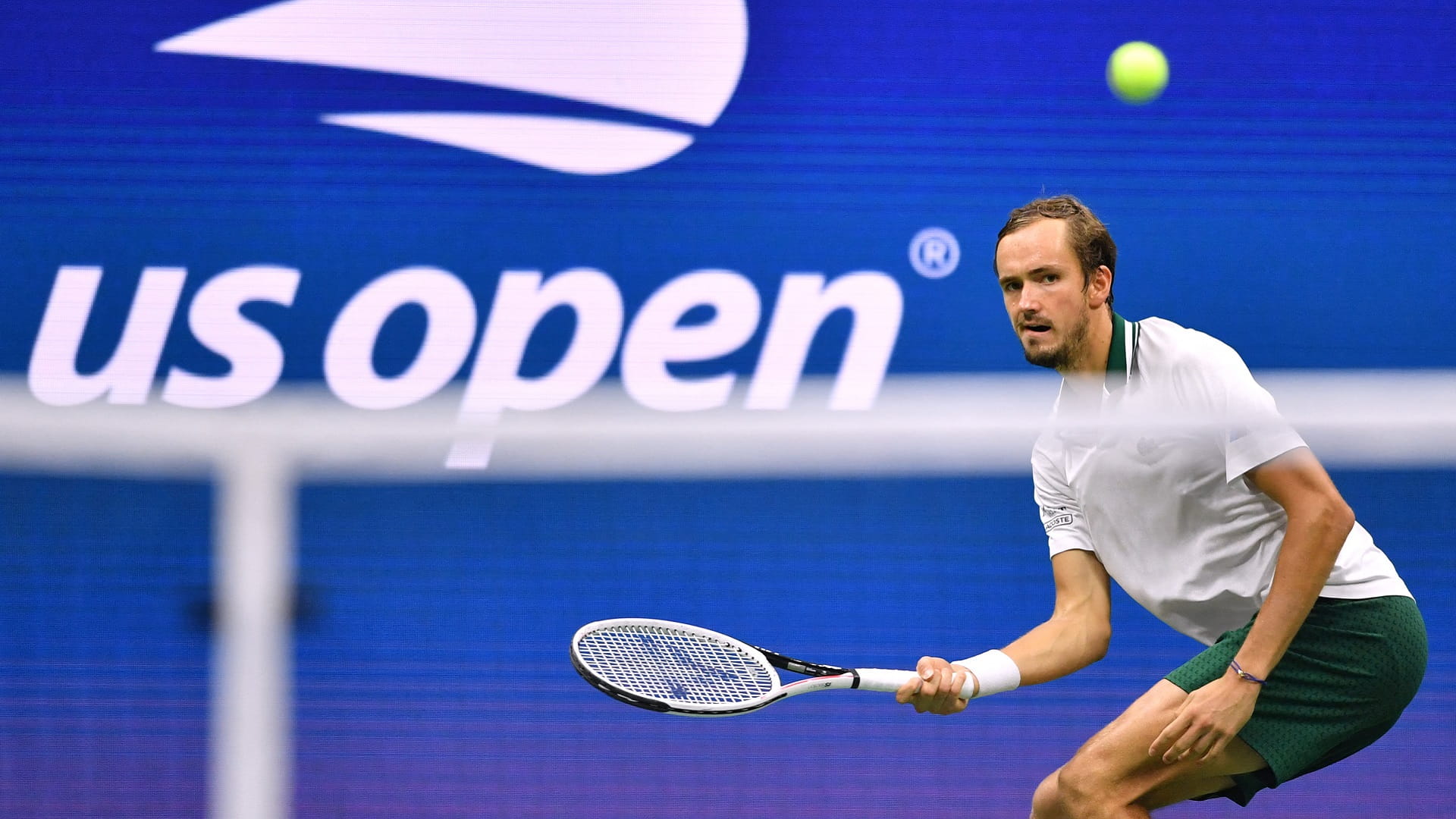 صورة بعنوان: الروسي مدفيديف يتأهل إلى ربع نهائي بطولة أميركا للتنس  