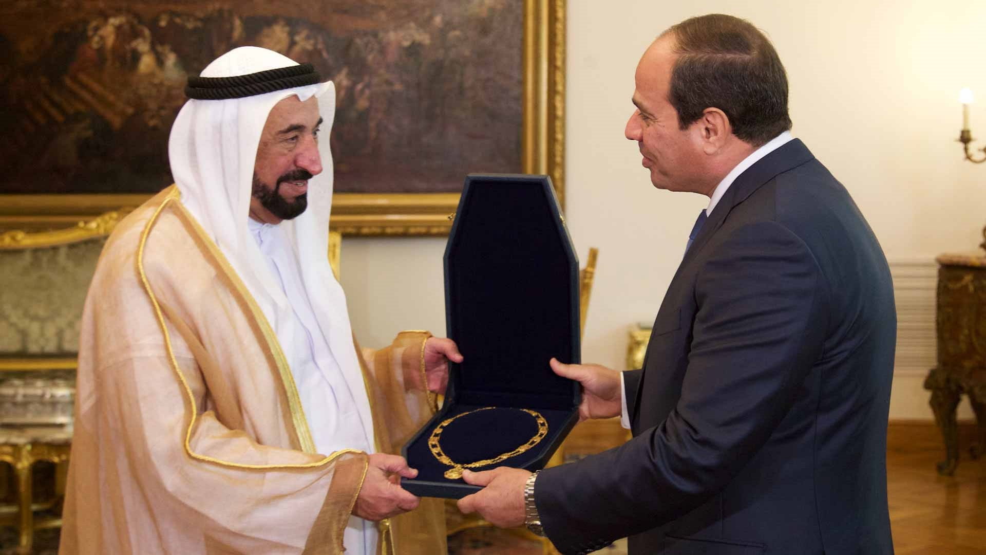 صورة بعنوان: دارة الدكتور سلطان القاسمي تسلط الضوء على "قلادة الجمهورية" 