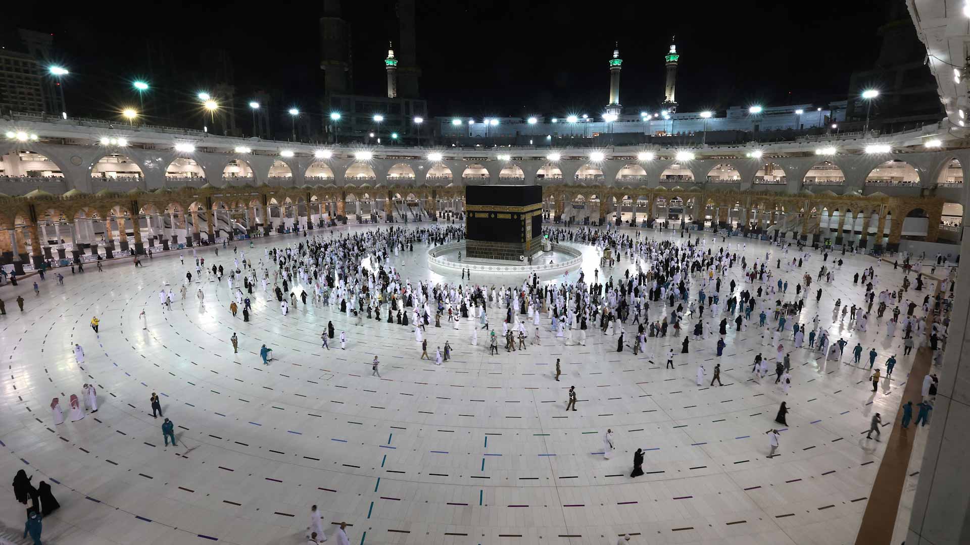 صورة بعنوان: السعودية تستعد لاستقبال 70 ألف معتمر يومياً في المسجد الحرام 