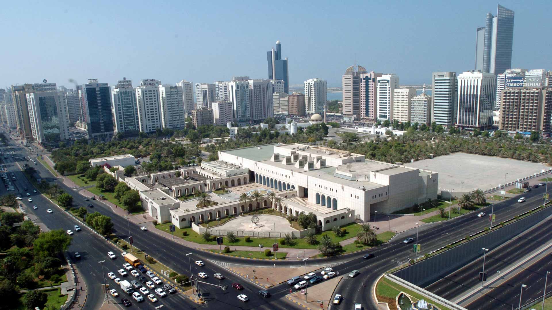 صورة بعنوان: أبوظبي تتشبث بصدارتها العالمية في الاستجابة لجائحة كورونا 