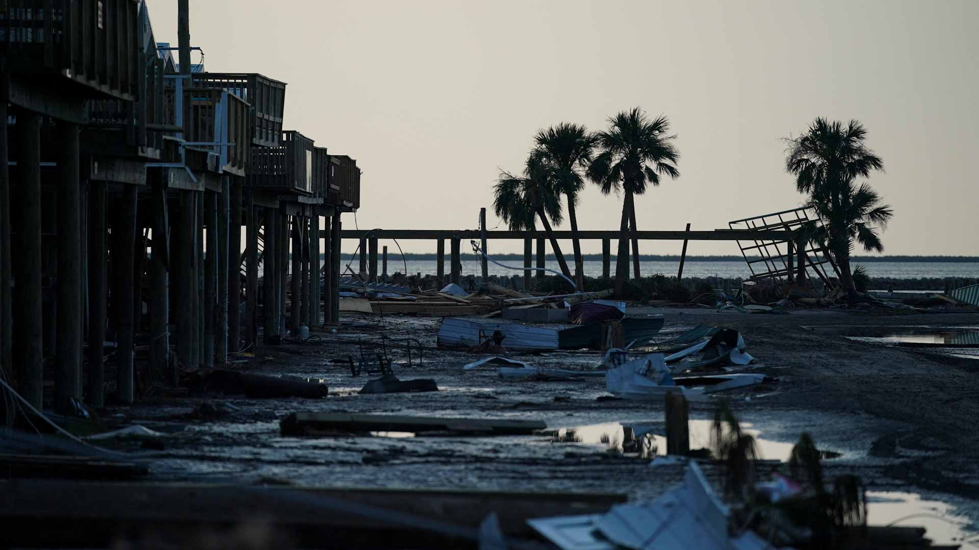 Image for the title: Tropical Storm Mindy hits Florida 
