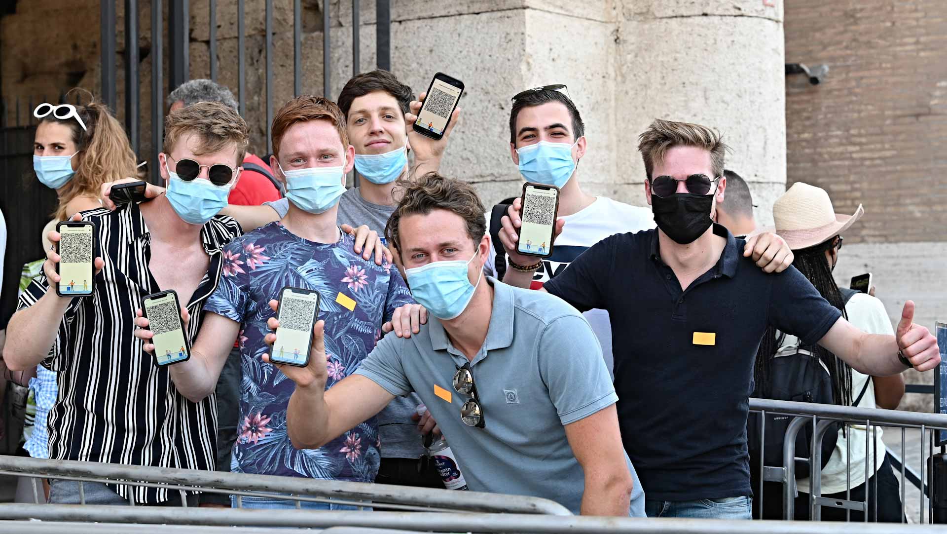 صورة بعنوان: عدّاد كورونا يُحصي 36 وفاة جديدة و2800 إصابة في إيطاليا 