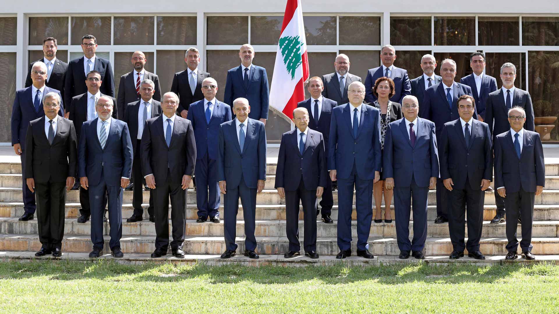 صورة بعنوان: ميقاتي: لا نملك عصا سحرية لحل الأزمة في لبنان 