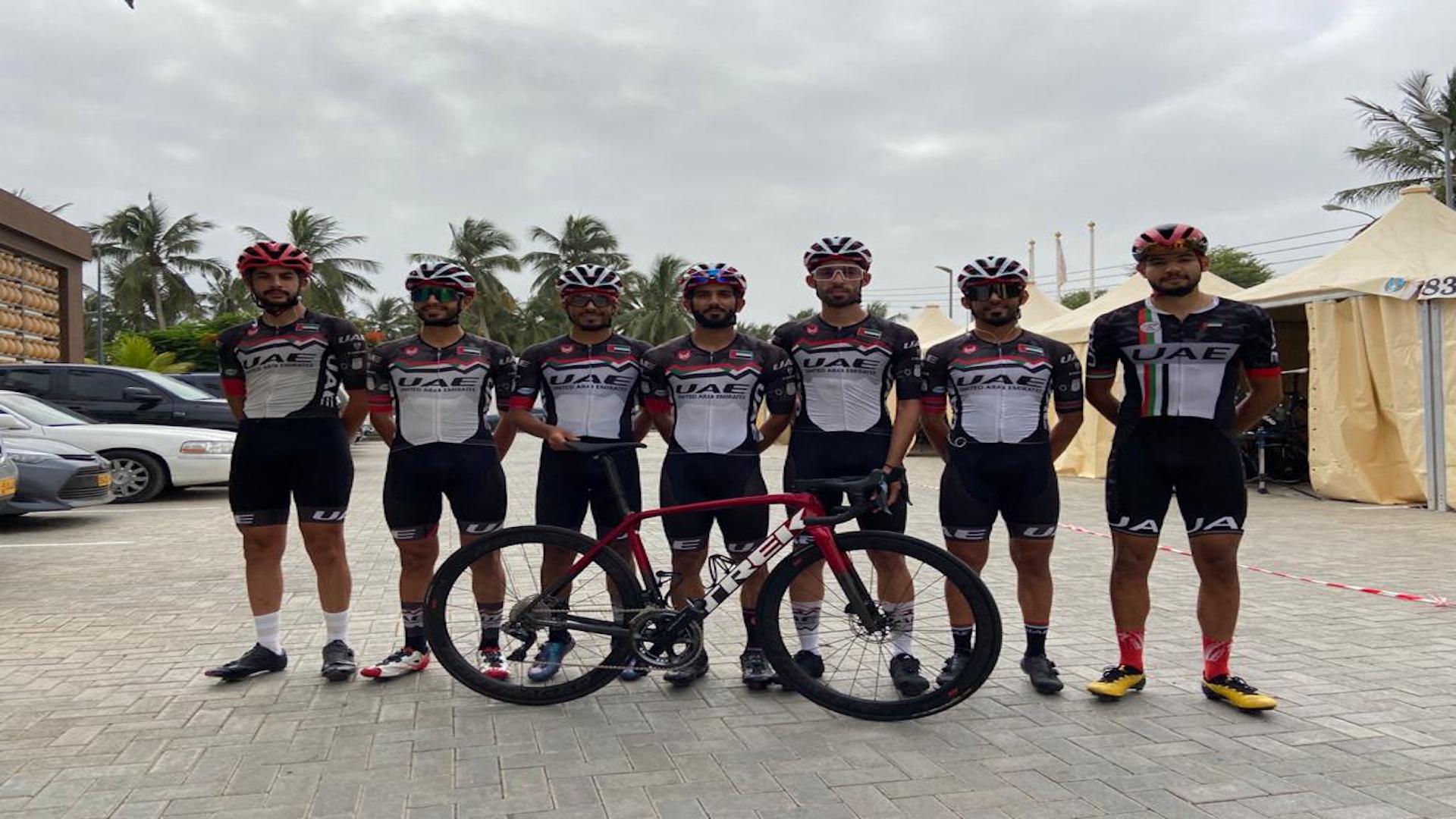 صورة بعنوان: منتخب الدراجات يبدأ مشواره بطواف صلالة بالسباق التمهيدي الثلاثاء 