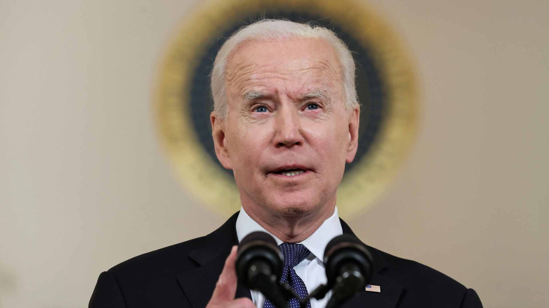 صورة بعنوان: بايدن يُخصص استثمارات كبيرة لمكافحة أزمة المناخ 