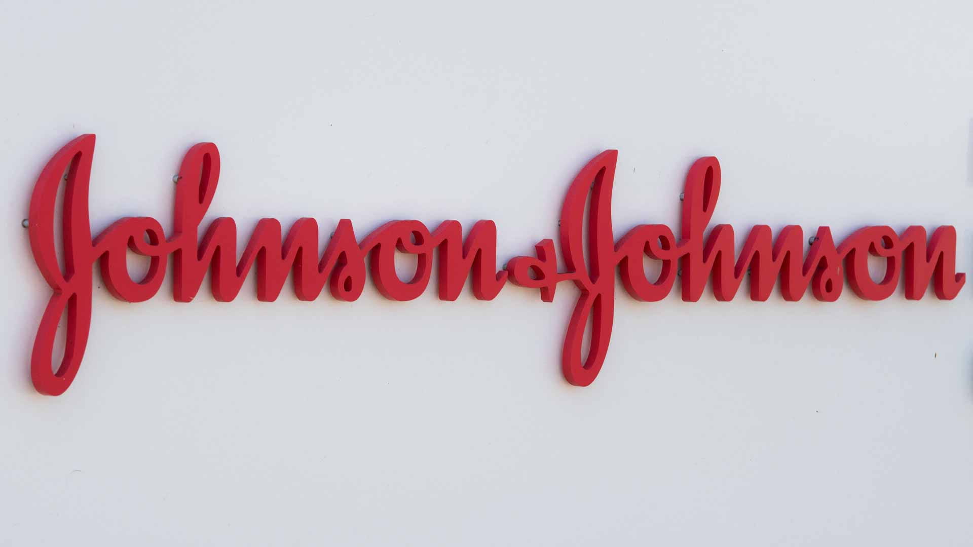 Image for the title: J&J reports promising Ebola vaccine data 