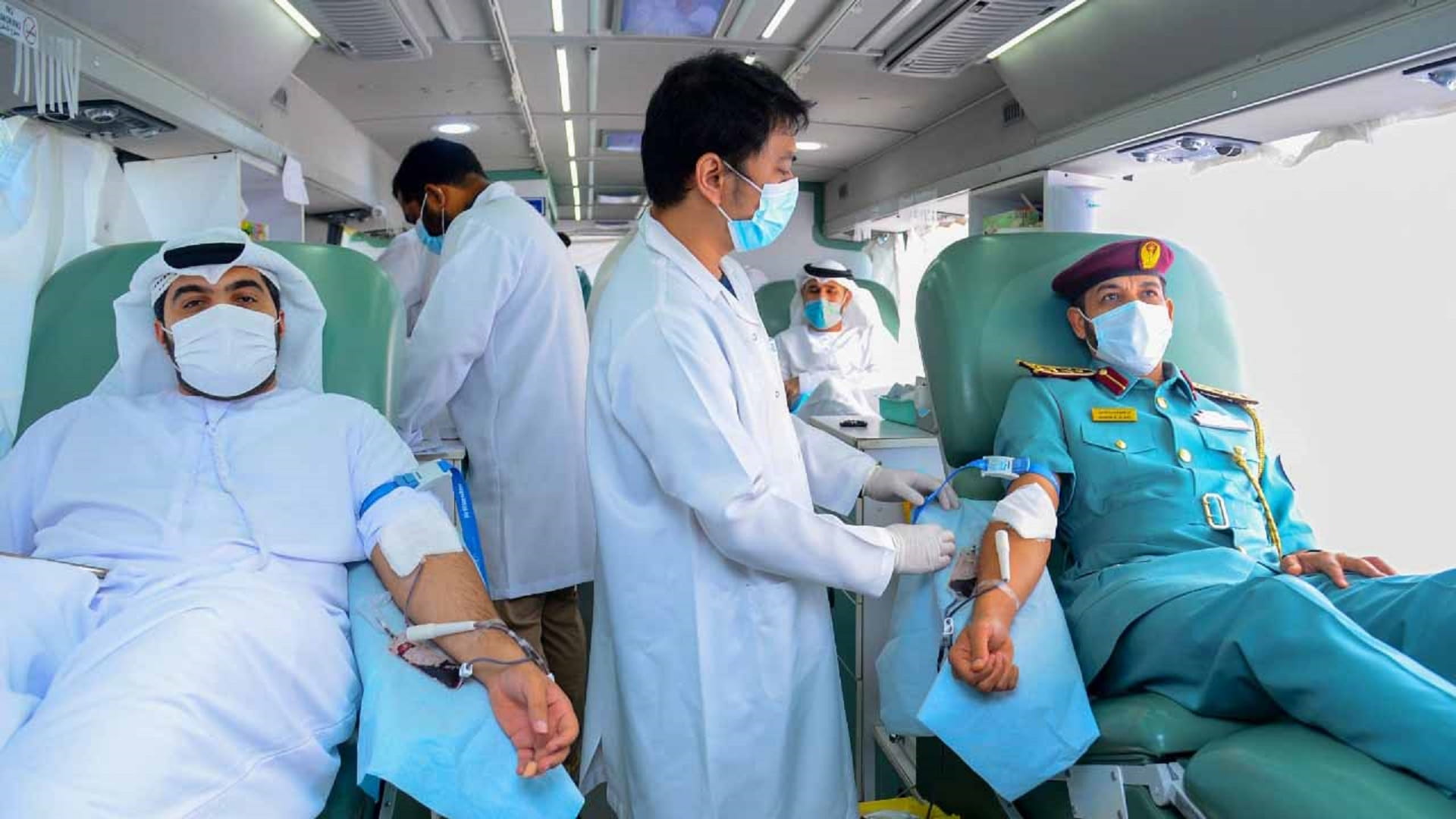 صورة بعنوان: شرطة الشارقة تنظم مبادرة "التطوع بالدم" لمنتسبيها 