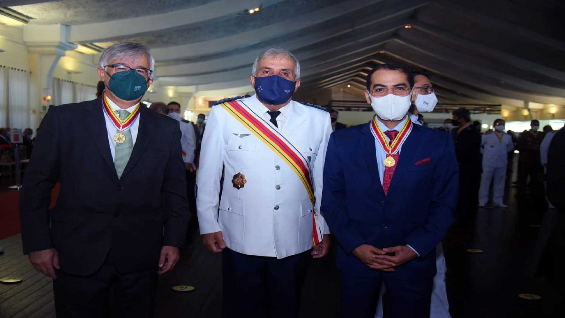 صورة بعنوان: المحكمة العسكرية العليا بالبرازيل تمنح سفير الدولة وسام الاستحقاق 