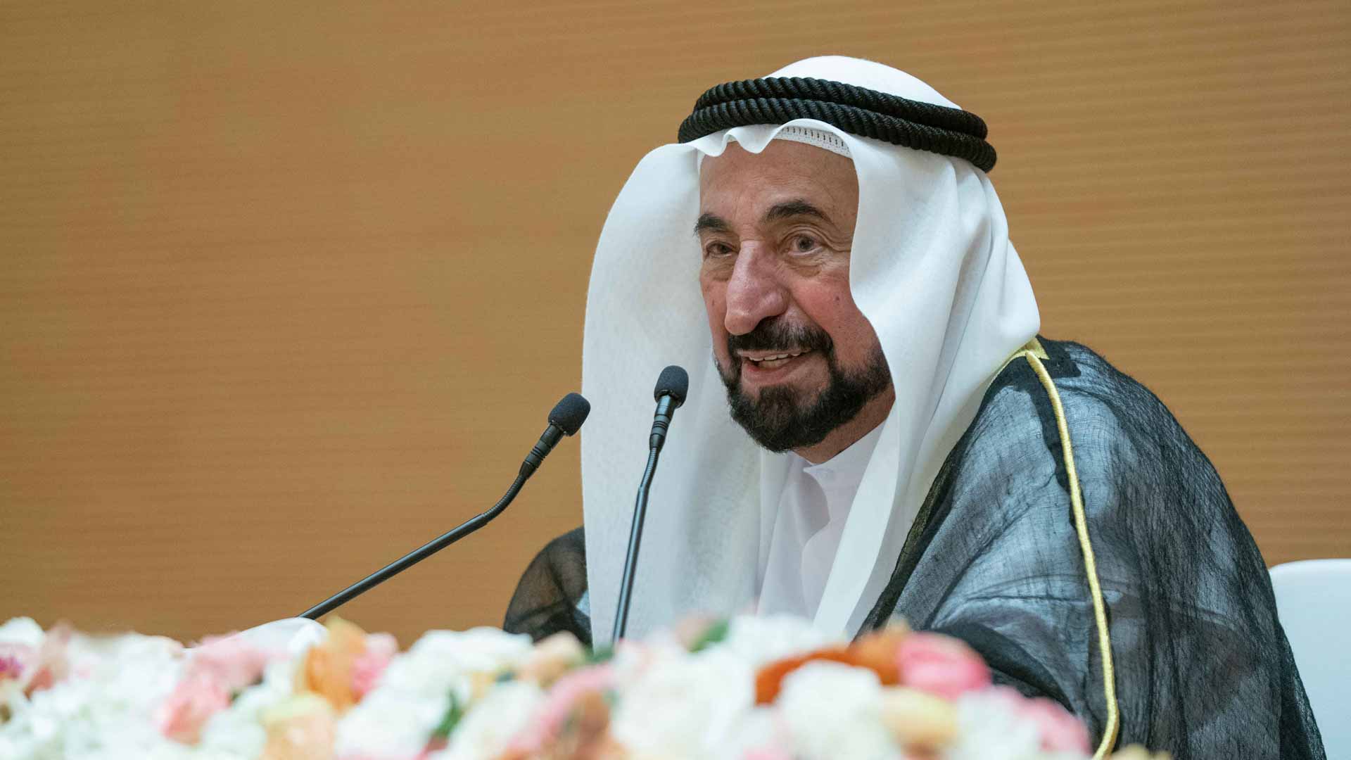 صورة بعنوان: سلطان الشارقة الأمين 