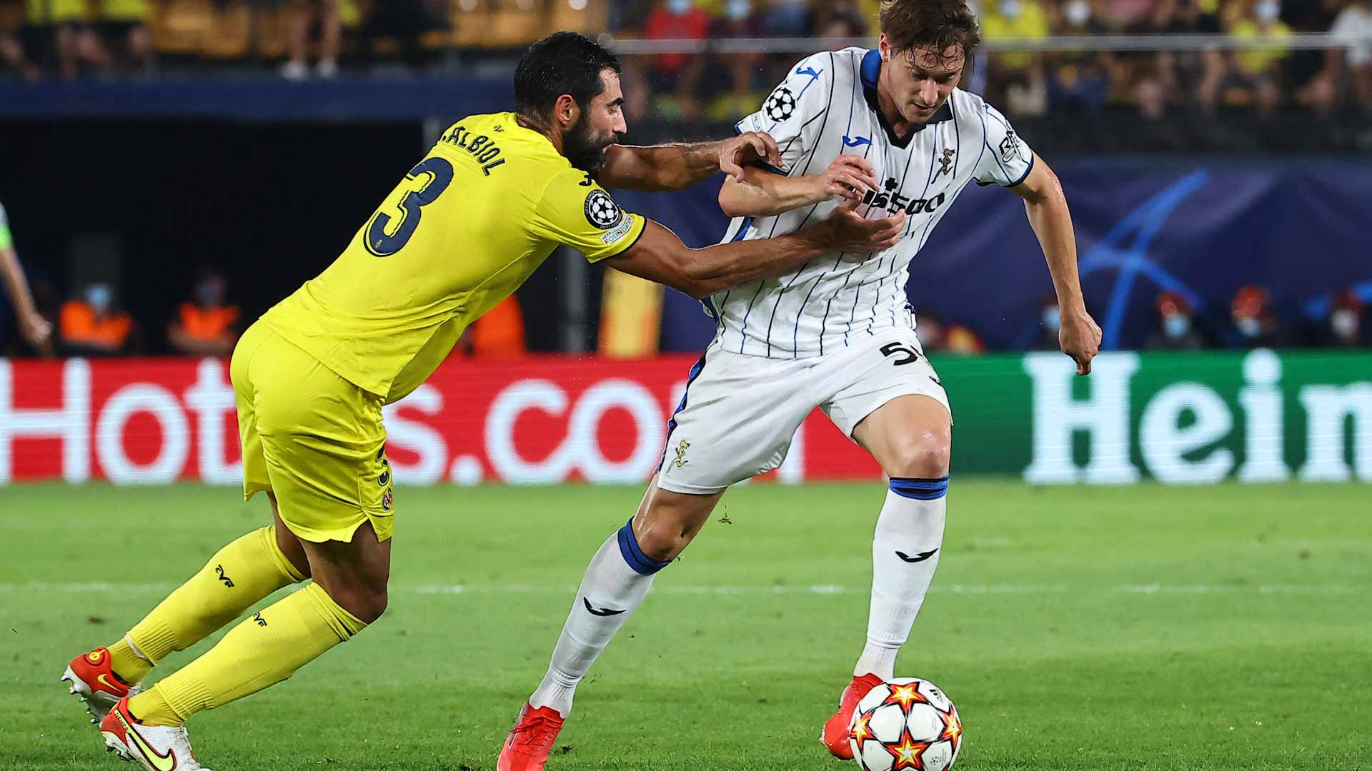 صورة بعنوان: أتالانتا ينجو من السقوط أمام فياريال في دوري أبطال أوروبا 