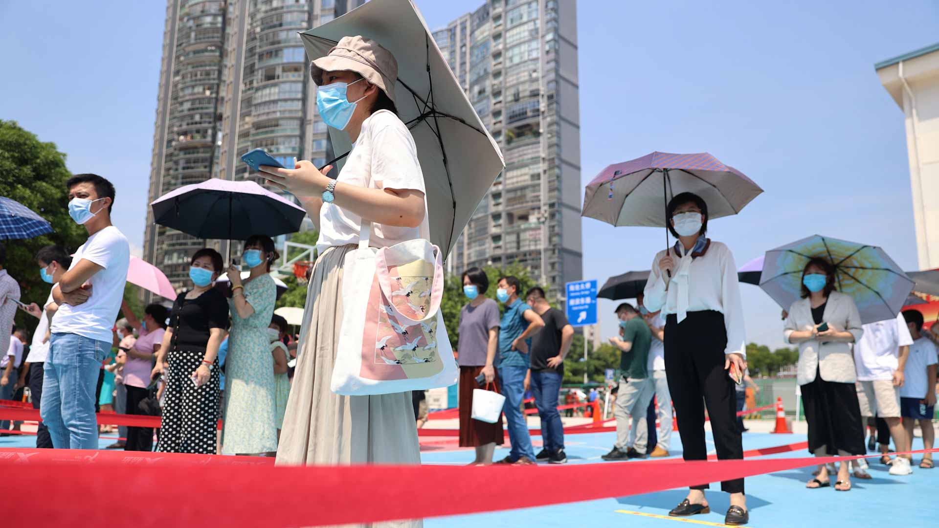 صورة بعنوان: الصين تسجل 80 إصابة مؤكدة جديدة بكورونا و13 بدون أعراض 