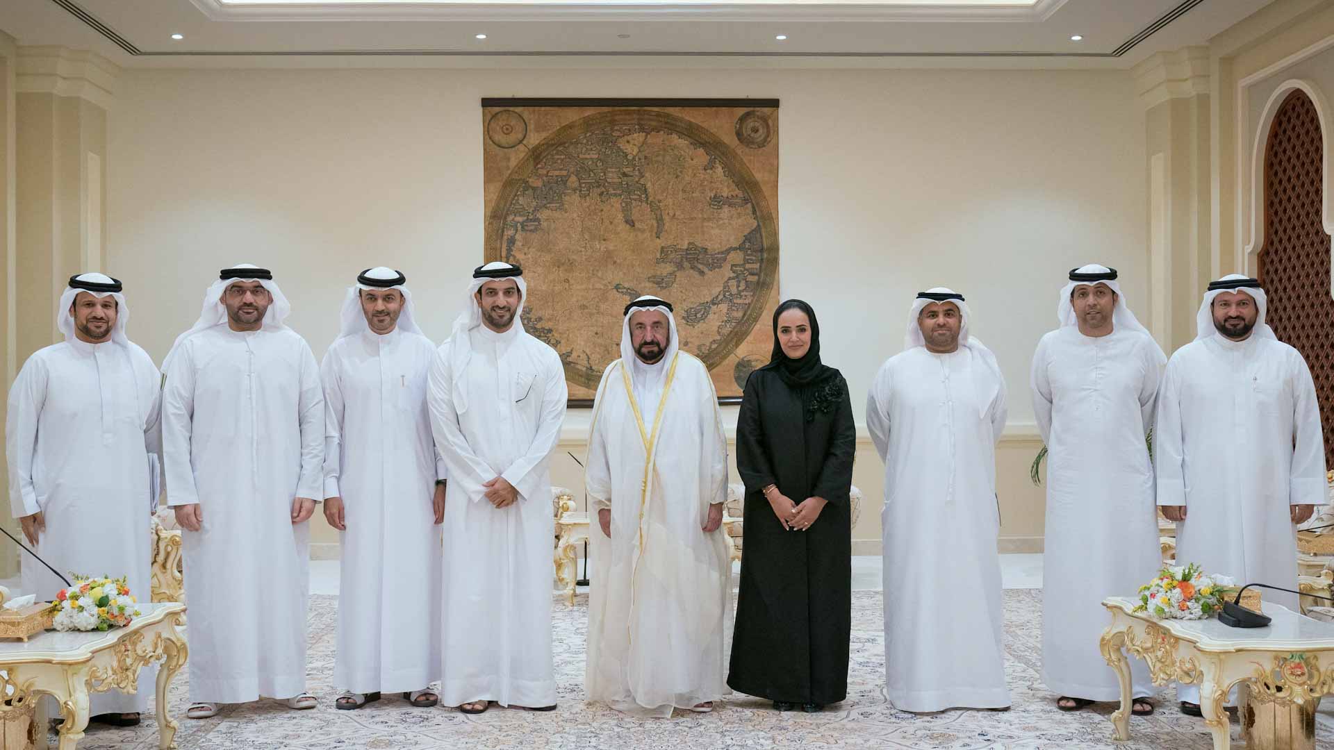 Image for the title: Sharjah Ruler receives chairman and members of SMC 