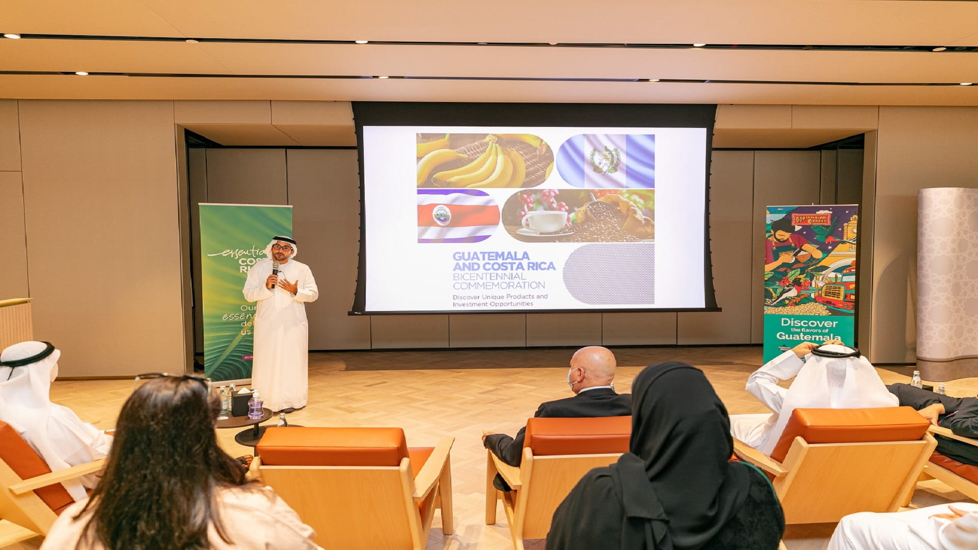 صورة بعنوان: الشارقة تحتفي بالتجربة الثقافية والحضارية لـ غواتيمالا وكوستاريكا 