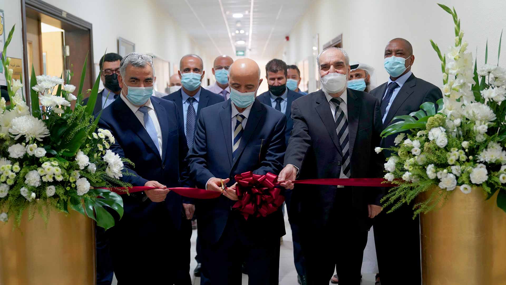 صورة بعنوان: جامعة الشارقة تدشن مختبرات تعليمية في الفيزياء والجيولوجيا 