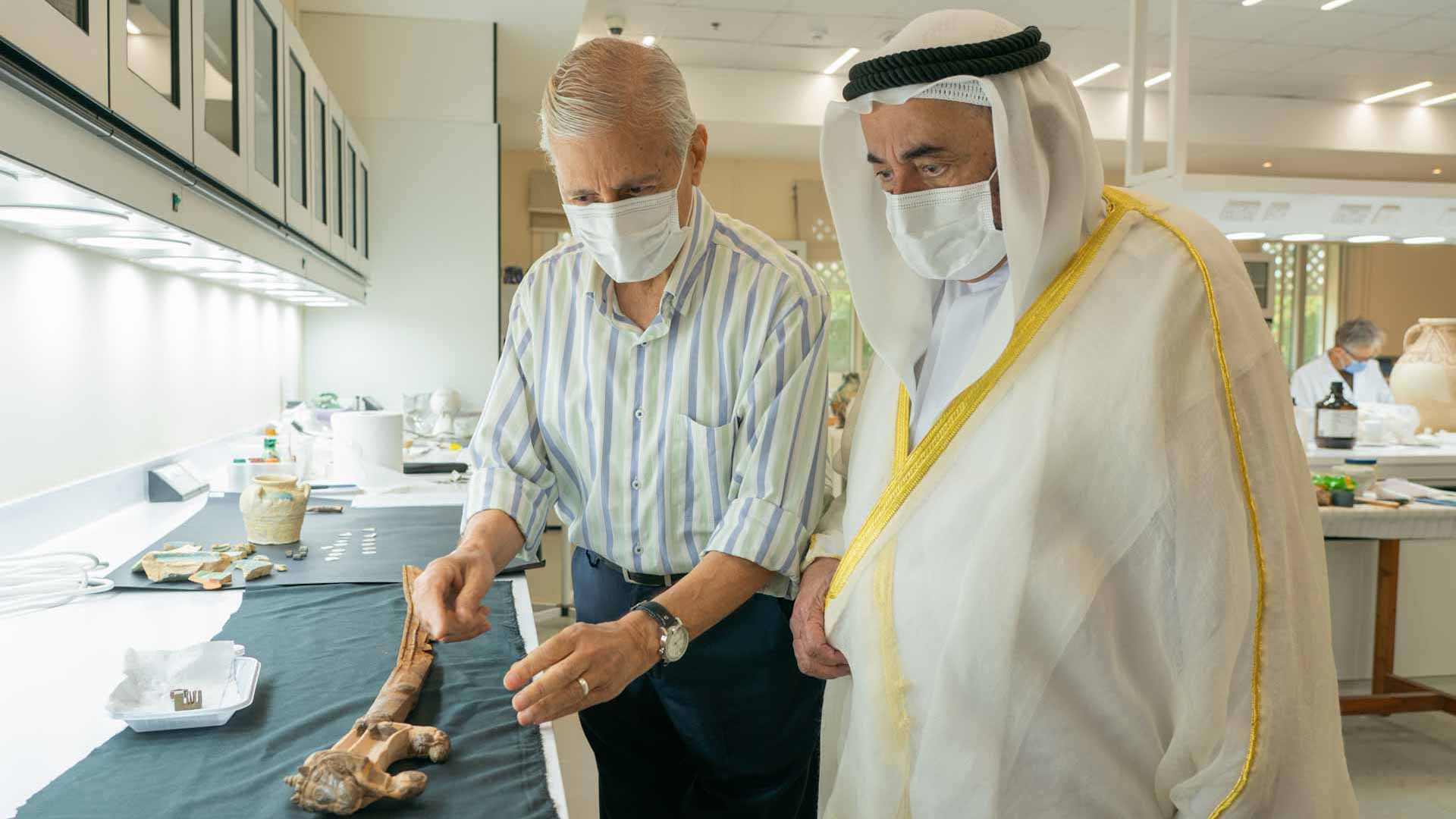 Image for the title: Sharjah Ruler reviews latest archaeological discoveries at SAA 
