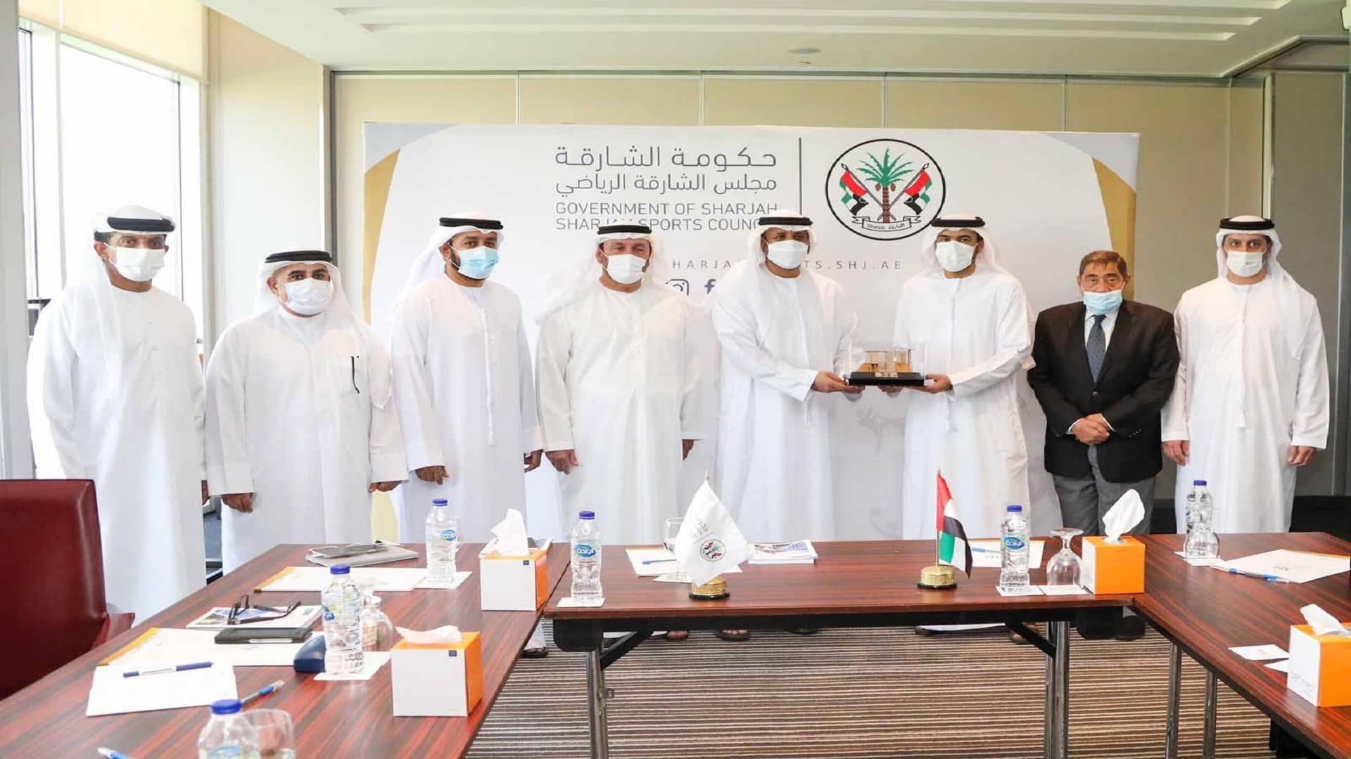 صورة بعنوان: "الشارقة الرياضي" و "مركز التحكيم" يبحثان تعزيز التعاون المشترك  