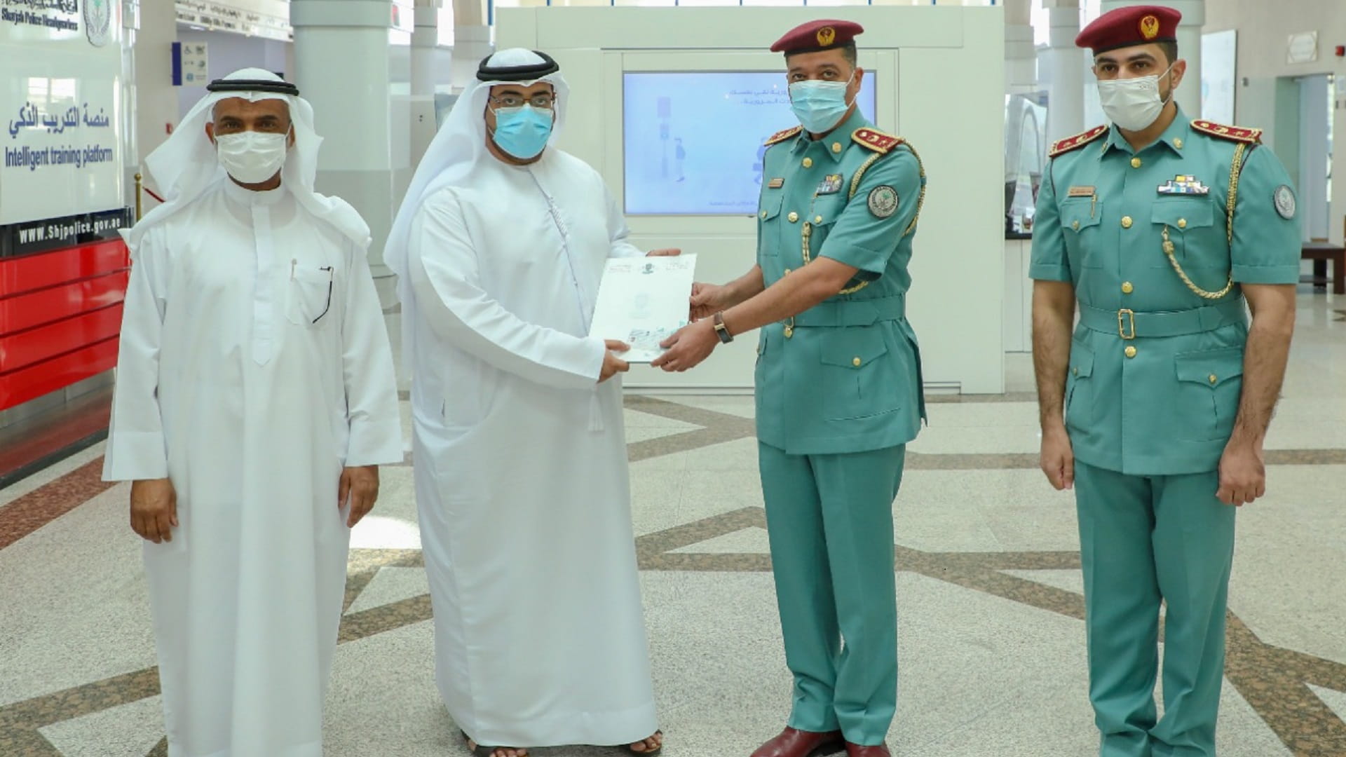 صورة بعنوان: شرطة الشارقة تطلق مبادرة تجديد عضوية نادي السيارات القديمة مجاناً 