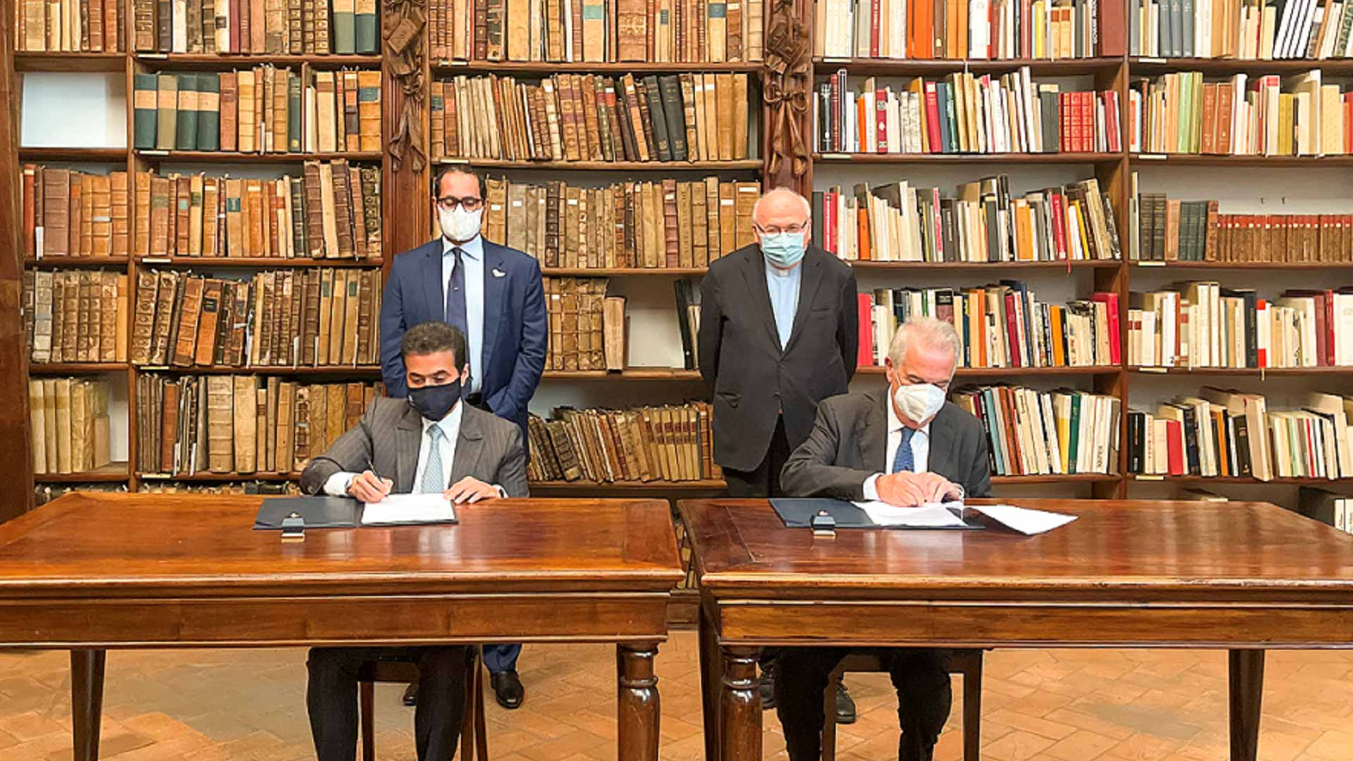 Image for the title: SBA signs MoU with VBA to digitise 2500 Arabic manuscripts 