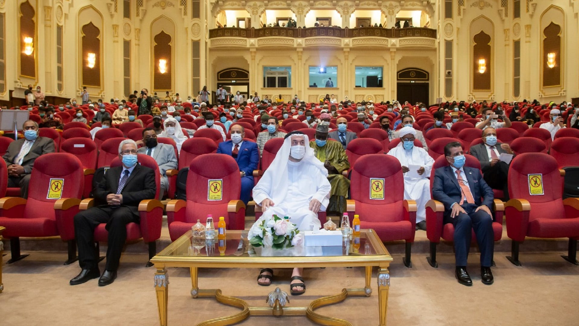 Image for the title: AQU receives its new students with orientation ceremony 