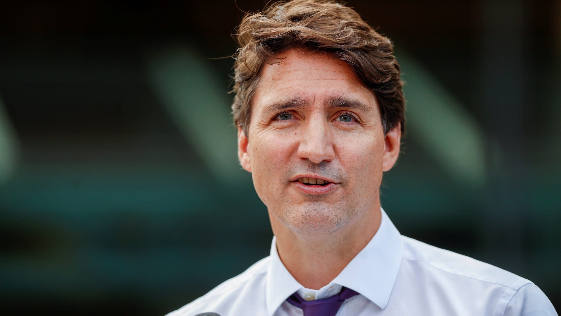 صورة بعنوان: رئيس وزراء كندا يعلن عودة المواطنيْن المحتجزيْن في الصين 