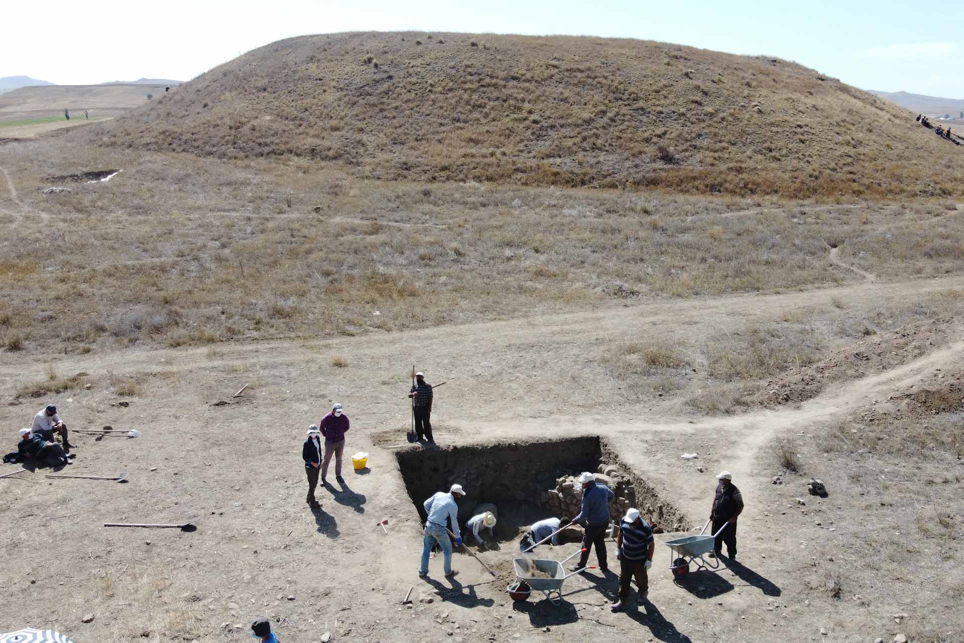 Image for the title: 'Ancestor' of Mediterranean mosaics discovered in Turkey 