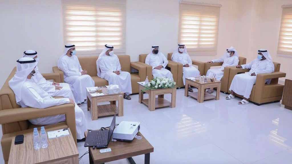 صورة بعنوان: "مجلس الخروس" بدبا الحصن يبحث توفير الخدمات لسكان الضاحية الجدد  