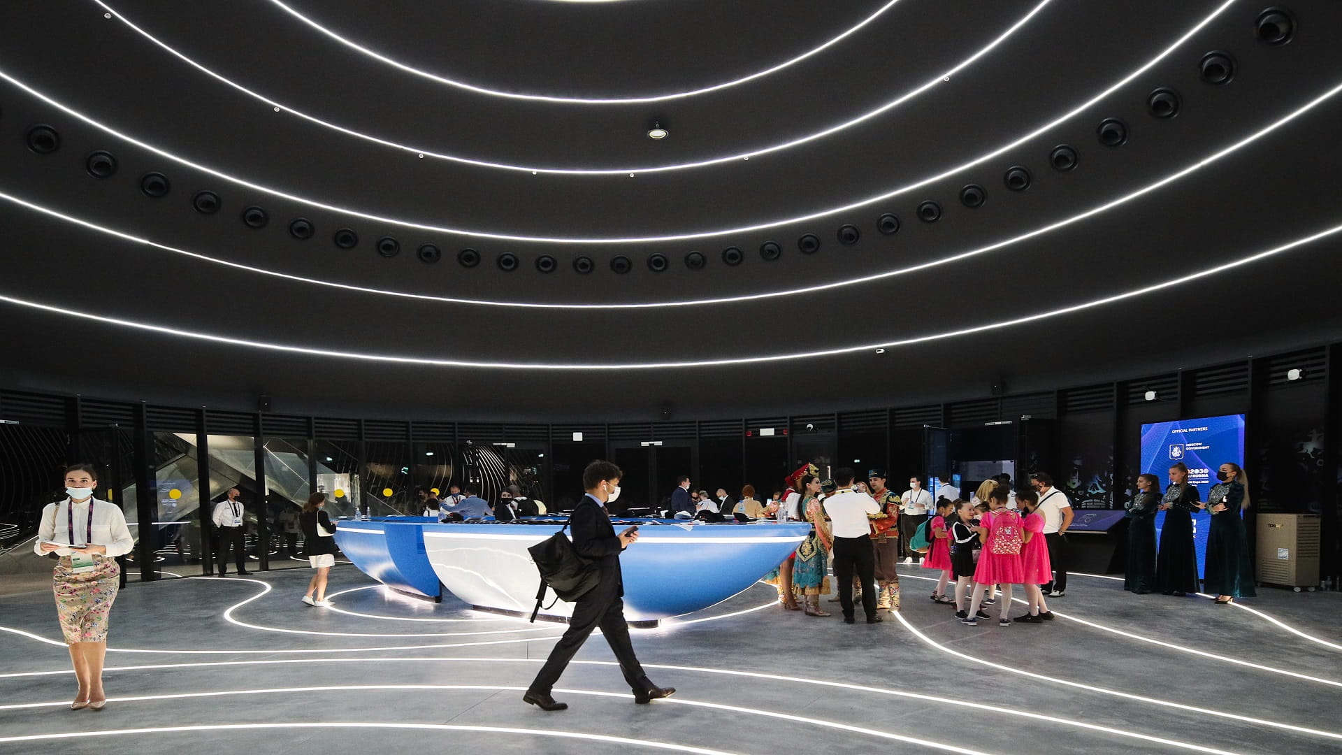 Image for the title: Excited crowds flock to first day of Expo 2020 Dubai 