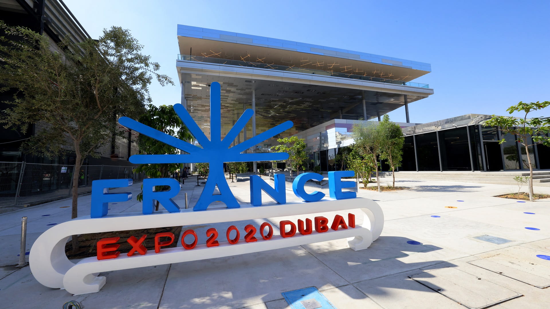 Image for the title: France launches ‘Notre-Dame augmented reality’ at Expo 2020 