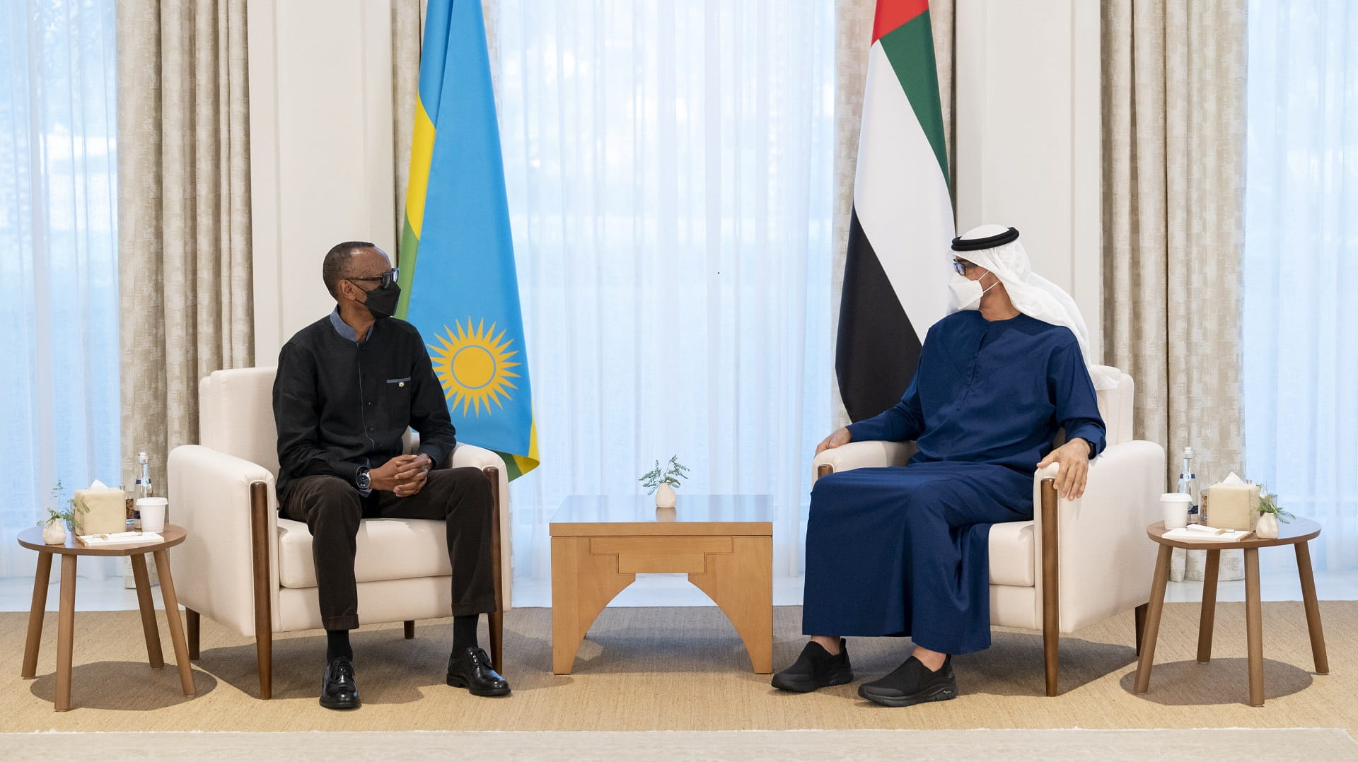 Image for the title: Mohamed bin Zayed receives President of Rwanda 