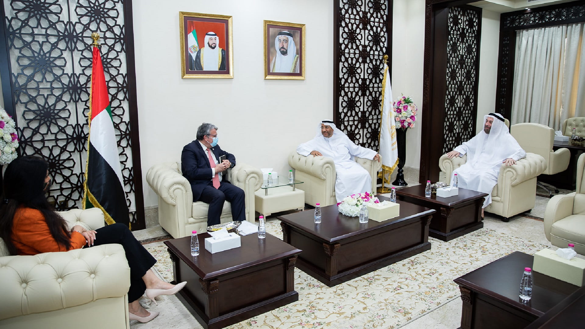 صورة بعنوان: الجامعة القاسمية تتبادل الخبرات مع نظيرتها "نبريجا الإسبانية" 