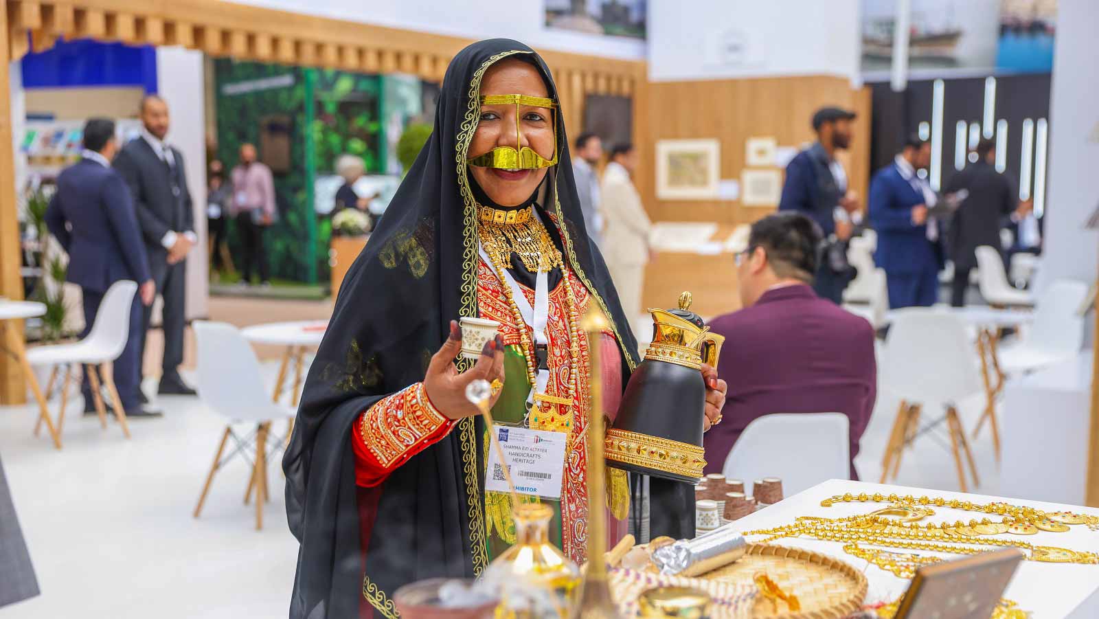 Image for the title: Emirati Traditional Songs captivate English Audience at LBF 