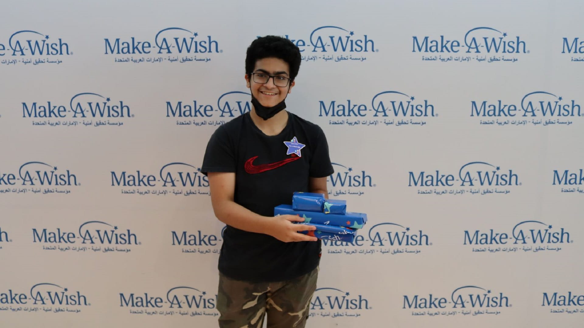 صورة بعنوان: "تحقيق أمنية" تحوّل معاناة طفل إلى ابتسامة رضا وسعادة 