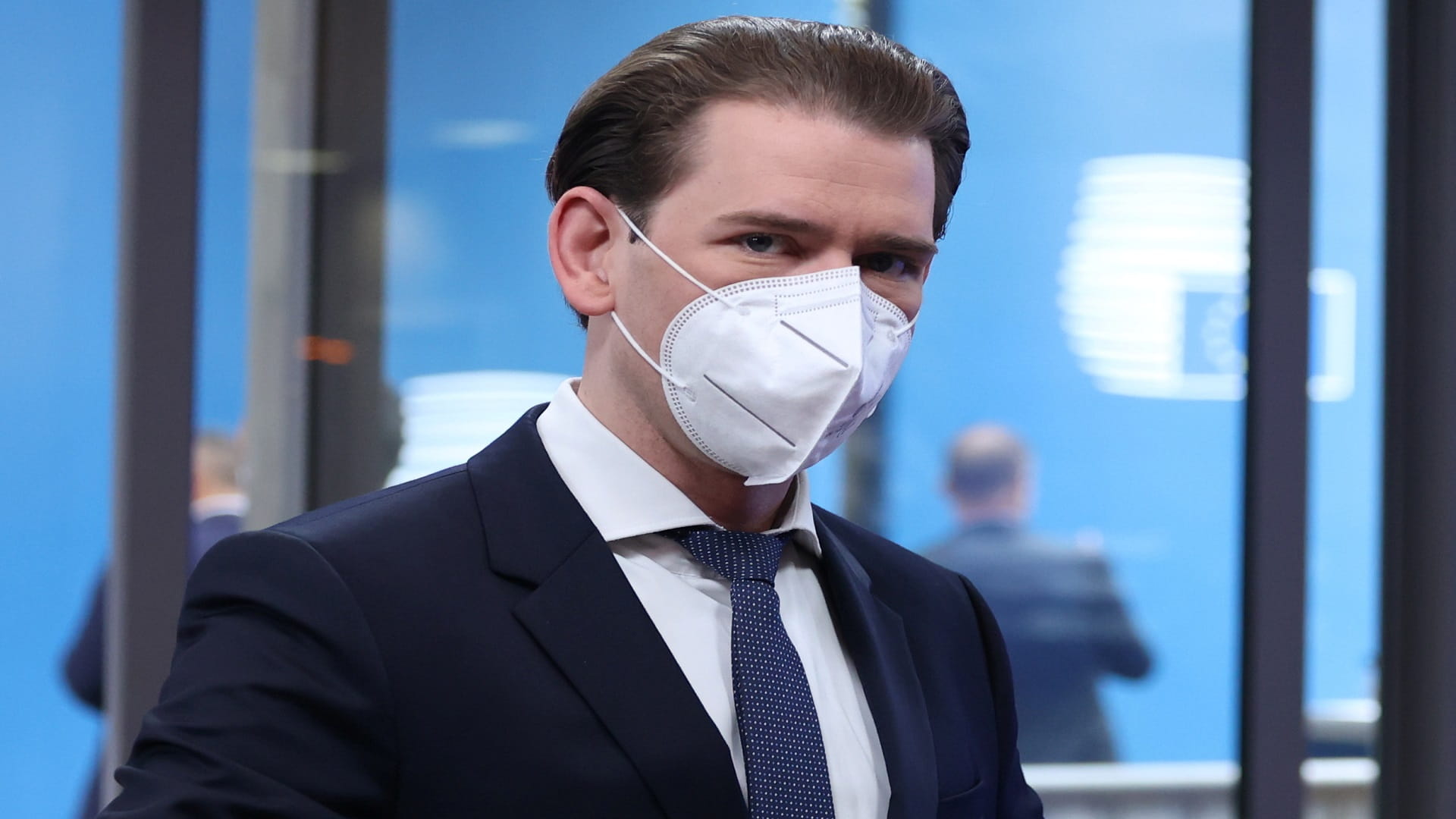 صورة بعنوان: دون ذكرها لتصرفات موسكو في أوكرانيا...النمسا تطرد 4 دبلوماسيين روس 