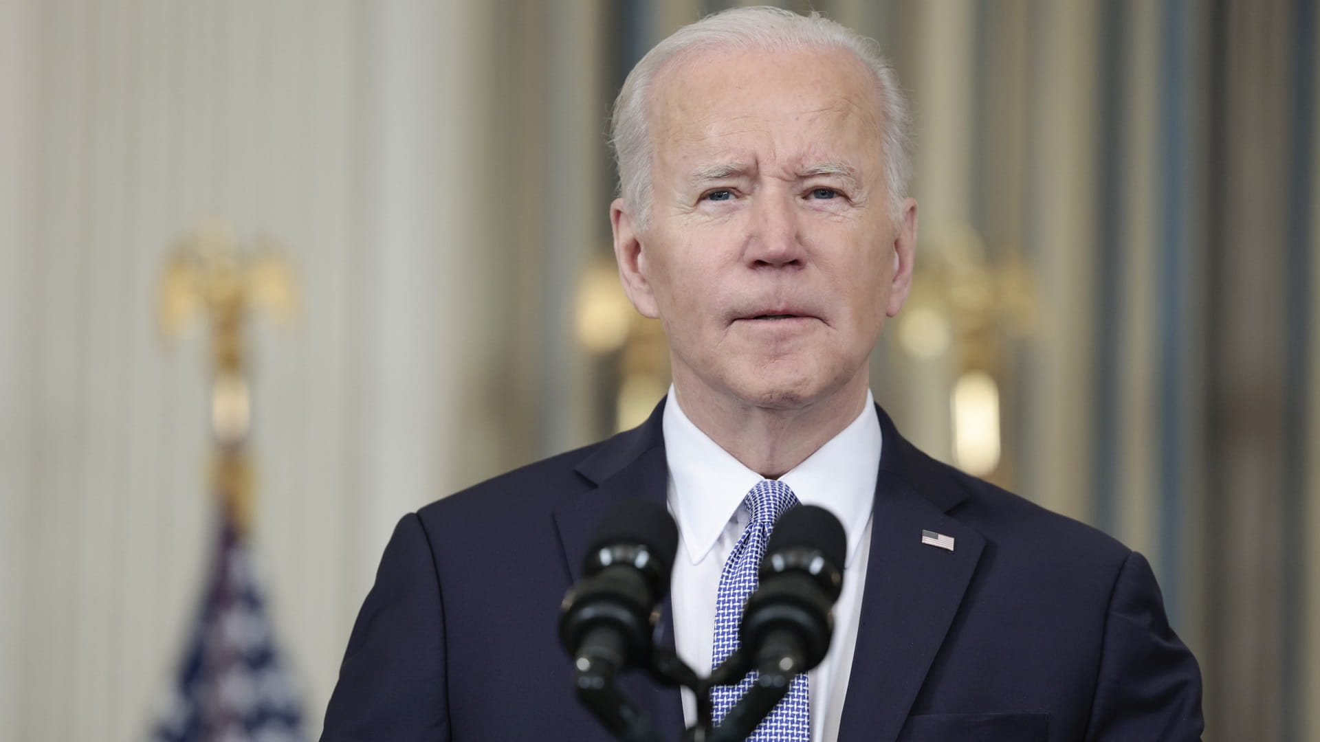 Image for the title: Biden thanks Slovakia for giving Ukraine air defense system 
