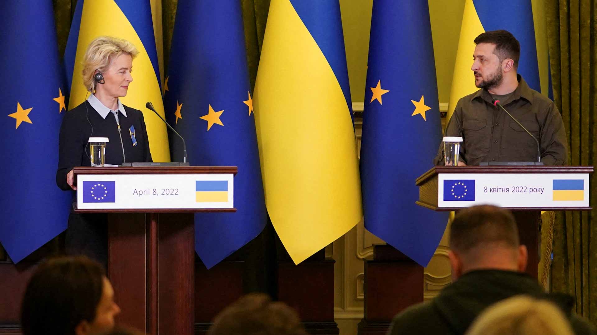 صورة بعنوان: رئيسة المفوضية الأوروبية تدعو لتشديد العقوبات على روسيا 