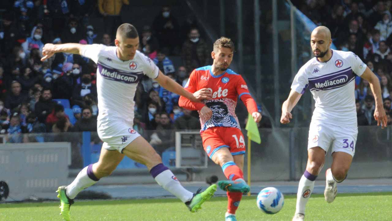 صورة بعنوان: فيورنتينا يخطف فوزاً هاماً من نابولي في الدوري الإيطالي  