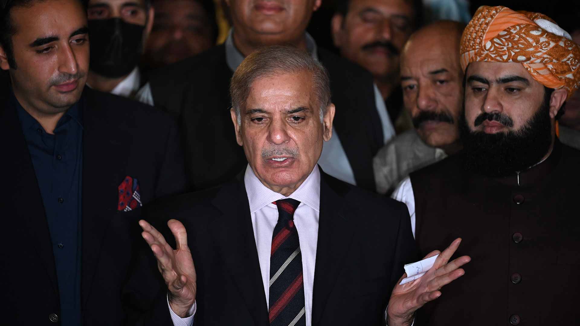 صورة بعنوان: انتخاب شهباز شريف رئيساً لوزراء باكستان 