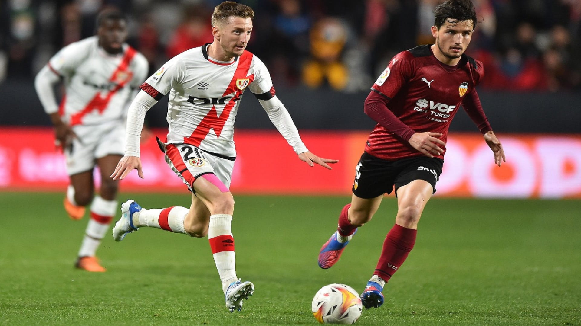 صورة بعنوان: فالنسيا يواصل نزيف النقاط في الدوري الإسباني  